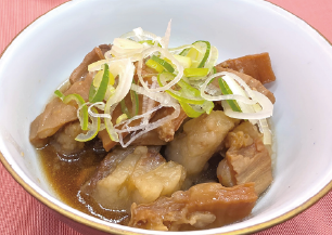 黒毛和牛のもつ煮込み